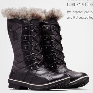 Sorel Tofino II Women’s Waterproof Black Winter Lined Faux Fur Boots Size 10 EUC